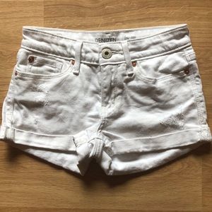 White Levi shorts